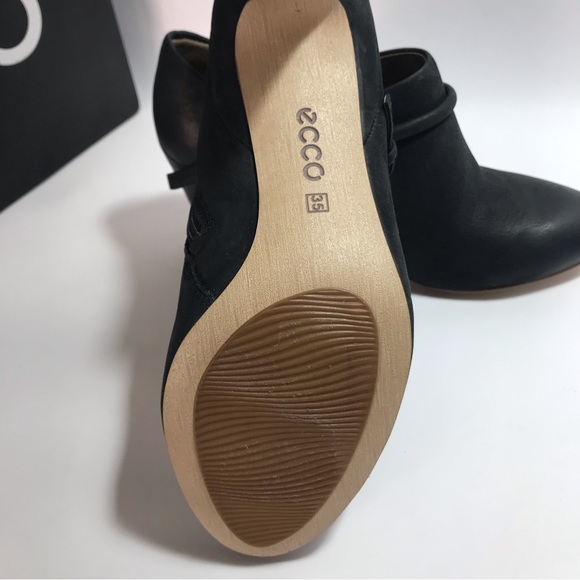 ECCO Women's Black Heeled Leather Booties Size 35 NIB - Picture 8 of 15